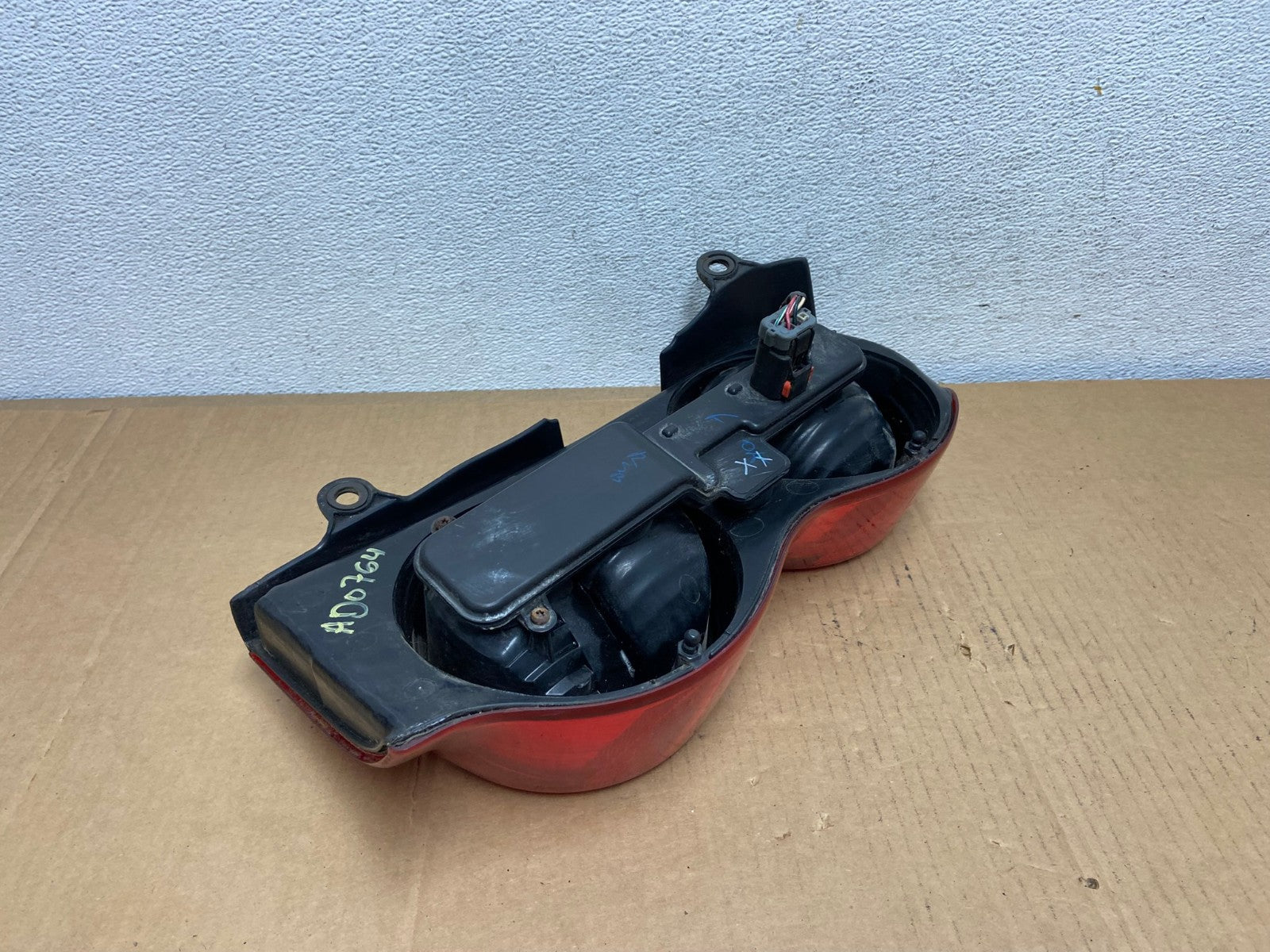 2004-2009 Dodge Durango Tail Light Left Driver Side LH AD0764 LK4