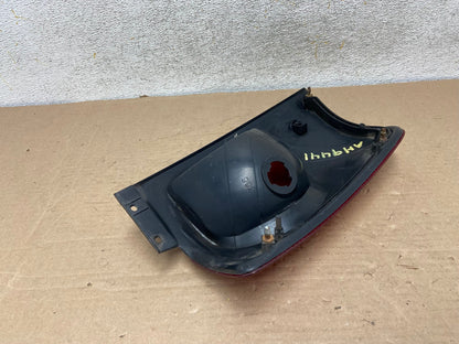 1998 to 2002 Lincoln Navigator Right Passenger RH Side Tail Light AH9441 LK5