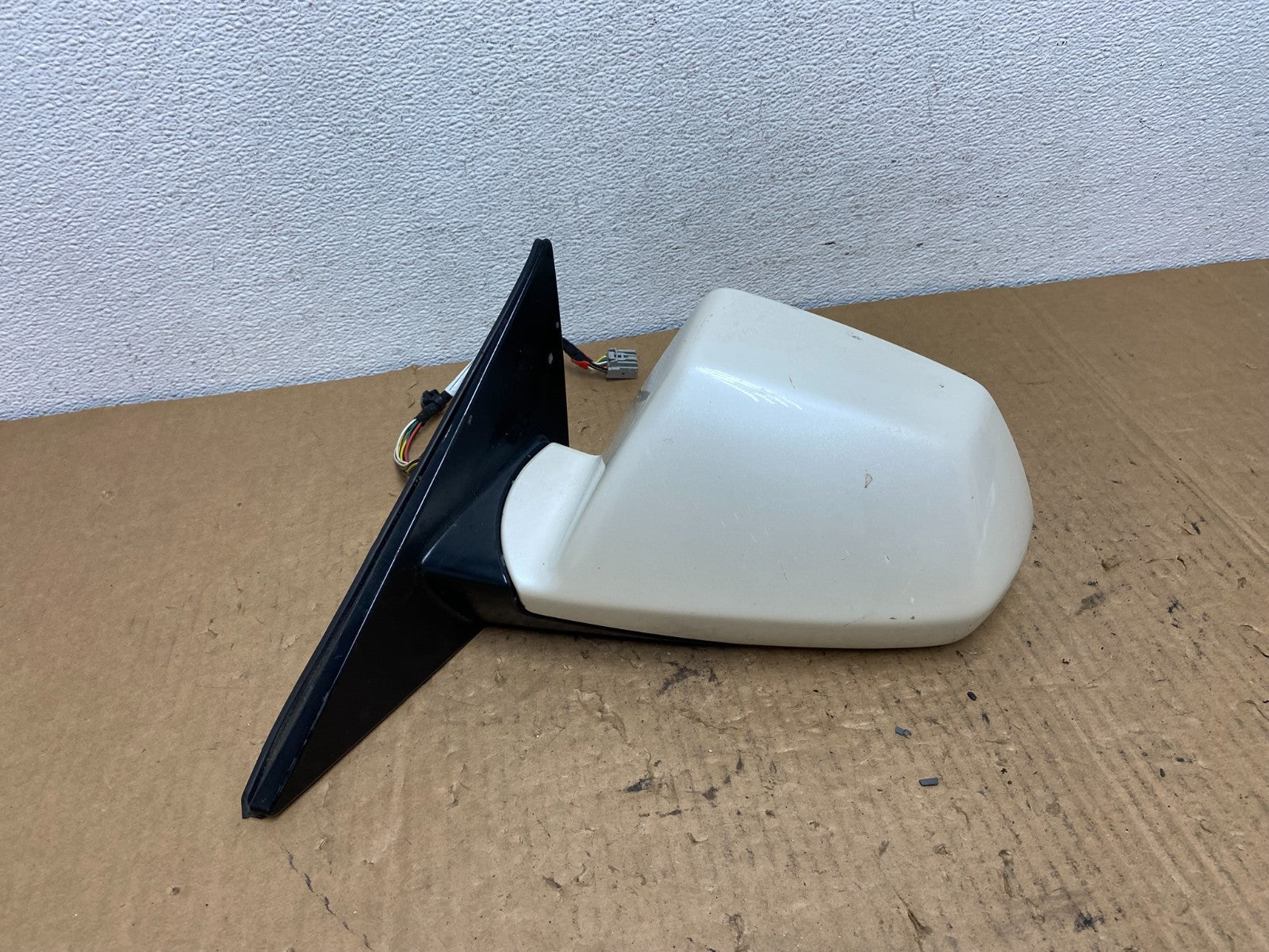2008 to 2014 Cadillac CTS Left Driver Lh Power Door Mirror AC7815 DG0
