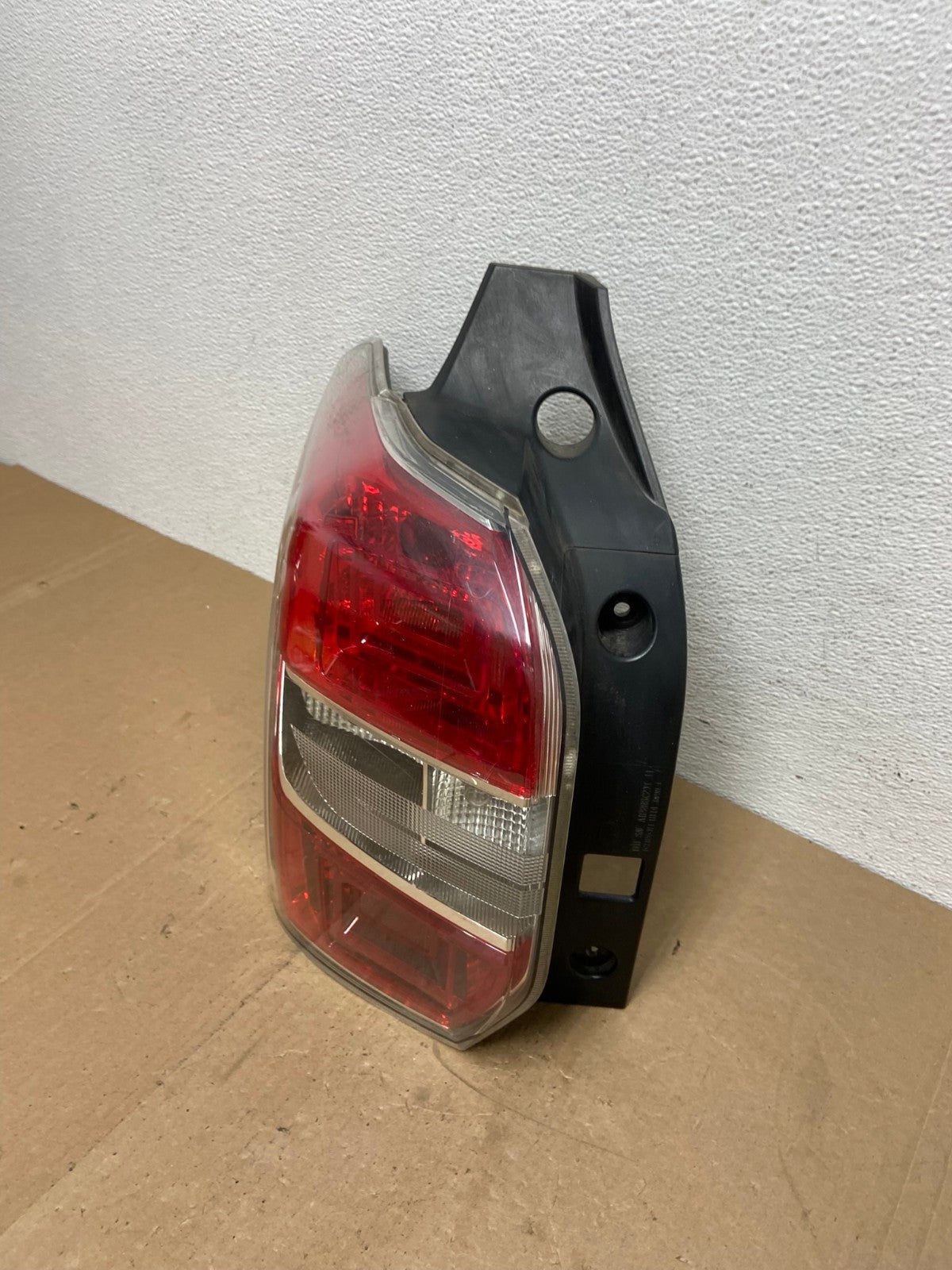 2014-2016 Subaru Forester Left Driver LH Side Tail Light AC5721 LK1