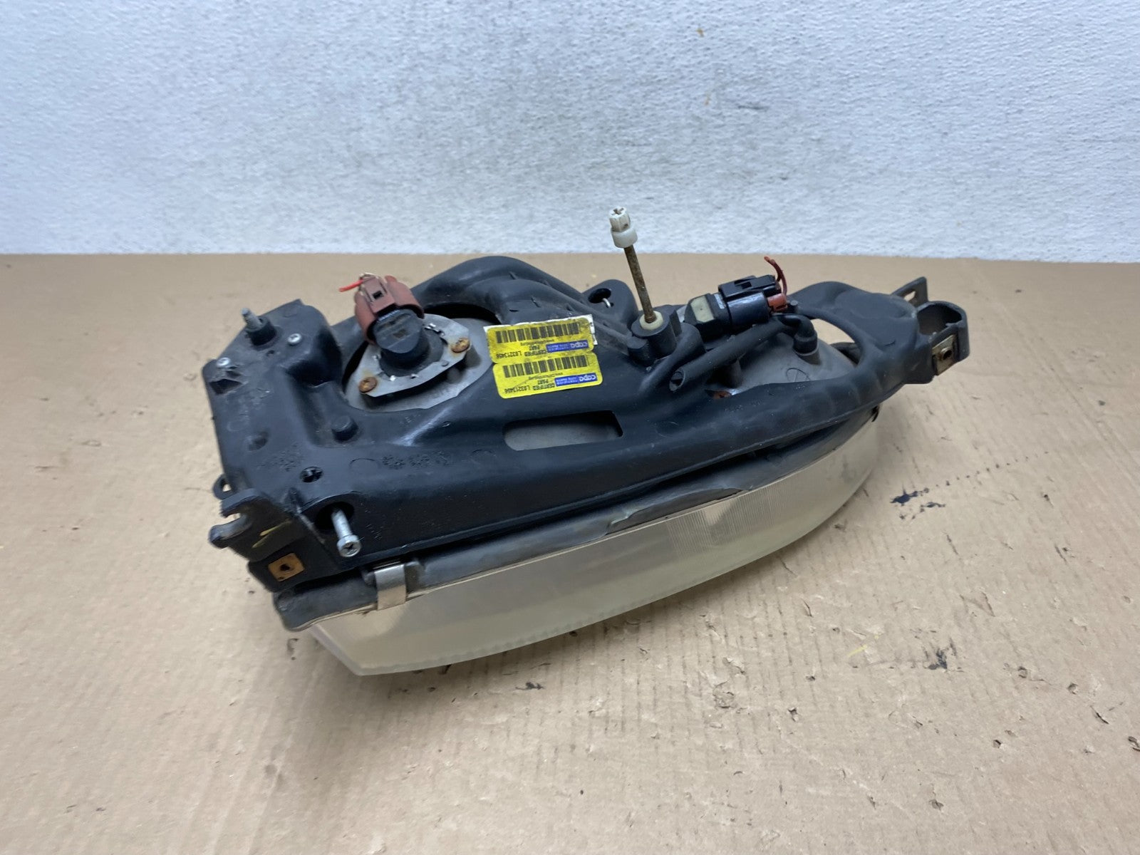 1995 to 1996 Toyota Camry Right Passenger RH Side Headlight TYC AF5999 DW4