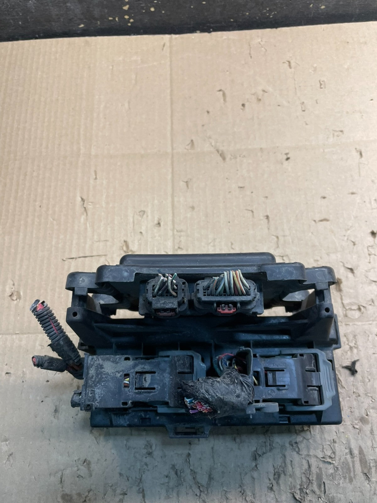 2007 Jeep Grand Cherokee Integrated Power Fuse Box 04692109ac X8739 DG6