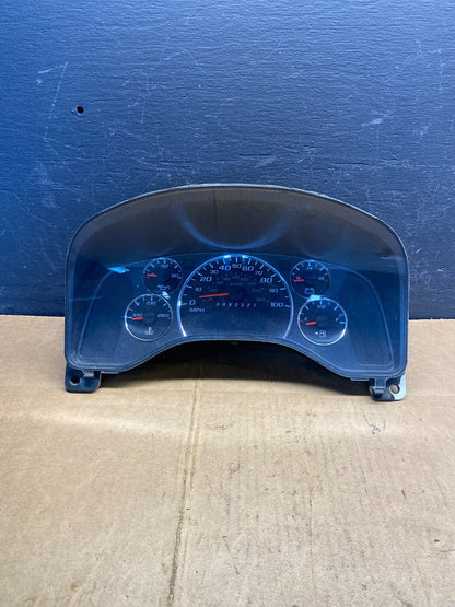 2010 - 2012 Chevrolet Express 2500 3500 Speedometer Cluster Gauge ad4825 DG0