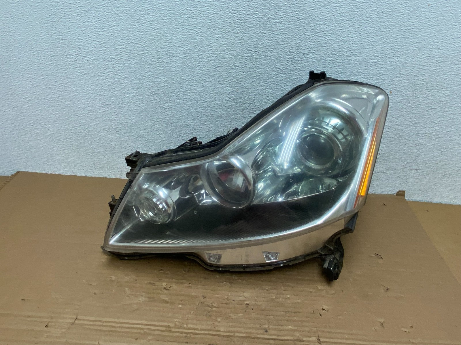 2006 to 2010 Infiniti M35 Left Driver Side Hid Xenon Headlight AD4258 DW0