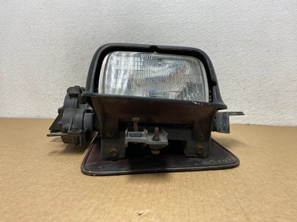 1984 to 1989 Chevrolet Corvette Left Driver LH Side Headlight AG1458 DW3