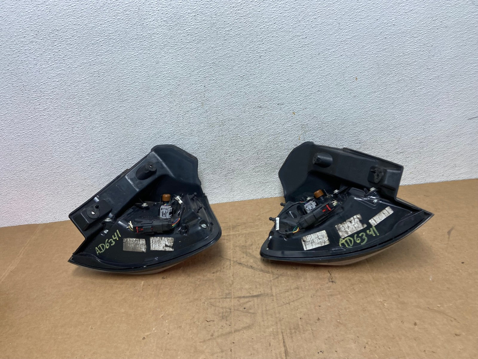 2019 to 2023 Jeep Cherokee Right + Left Side LED Tail Lights AD6341 LK6
