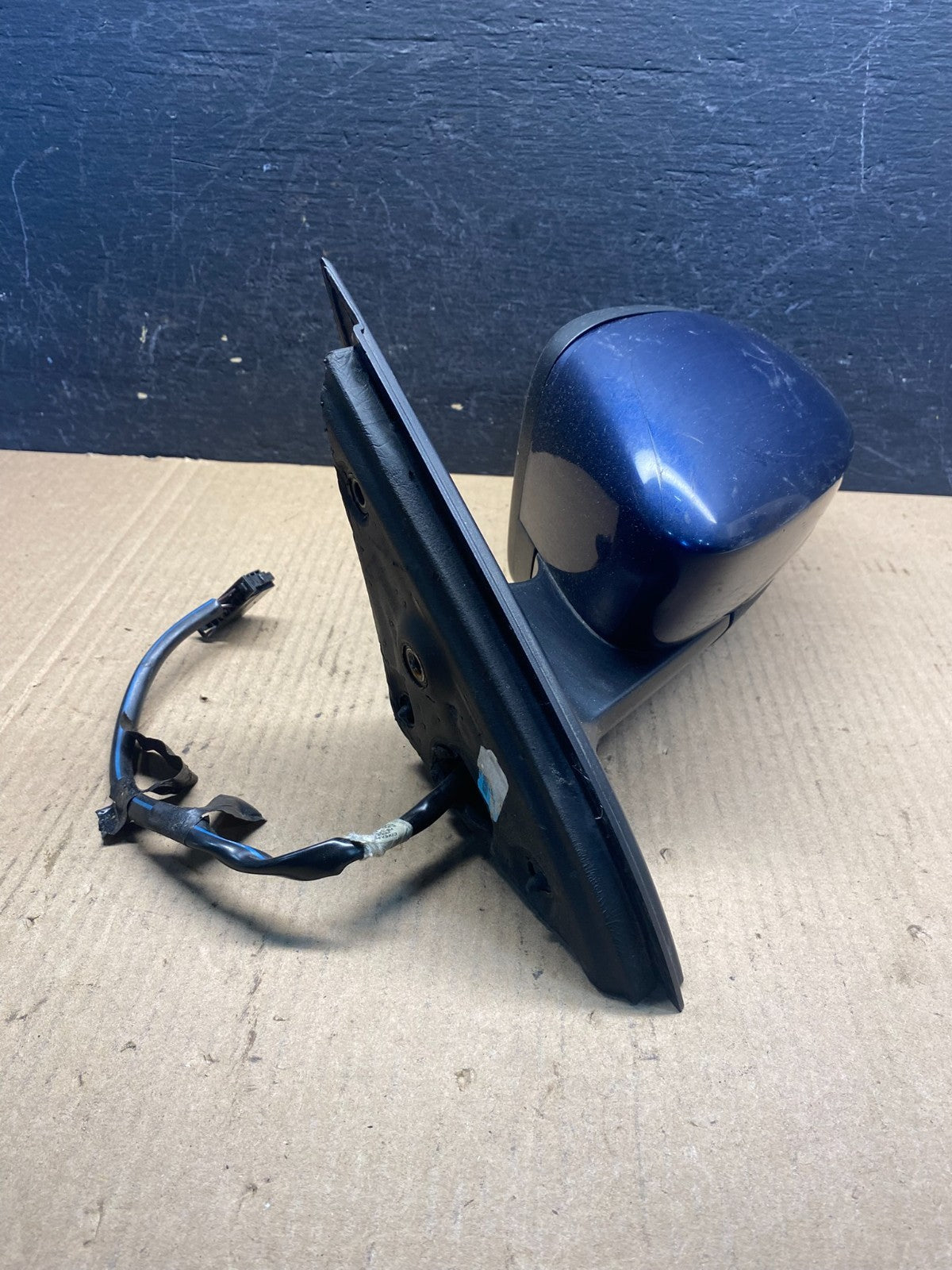 2011 to 2016 Volkswagen Jetta Sedan Left Driver View Door Mirror AE6354 DW1
