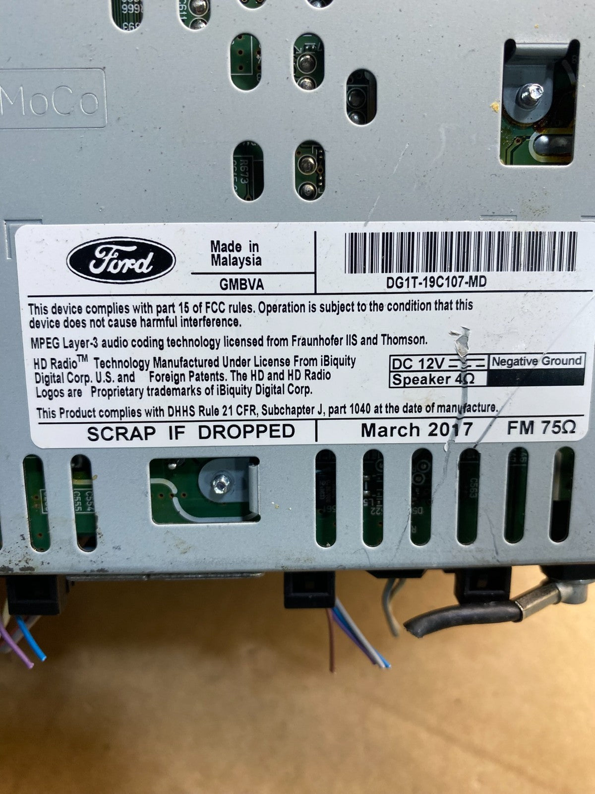 2016 2017 Ford Taurus Radio Stereo CD Player Receiver AM FM Audio AD3654 DG6