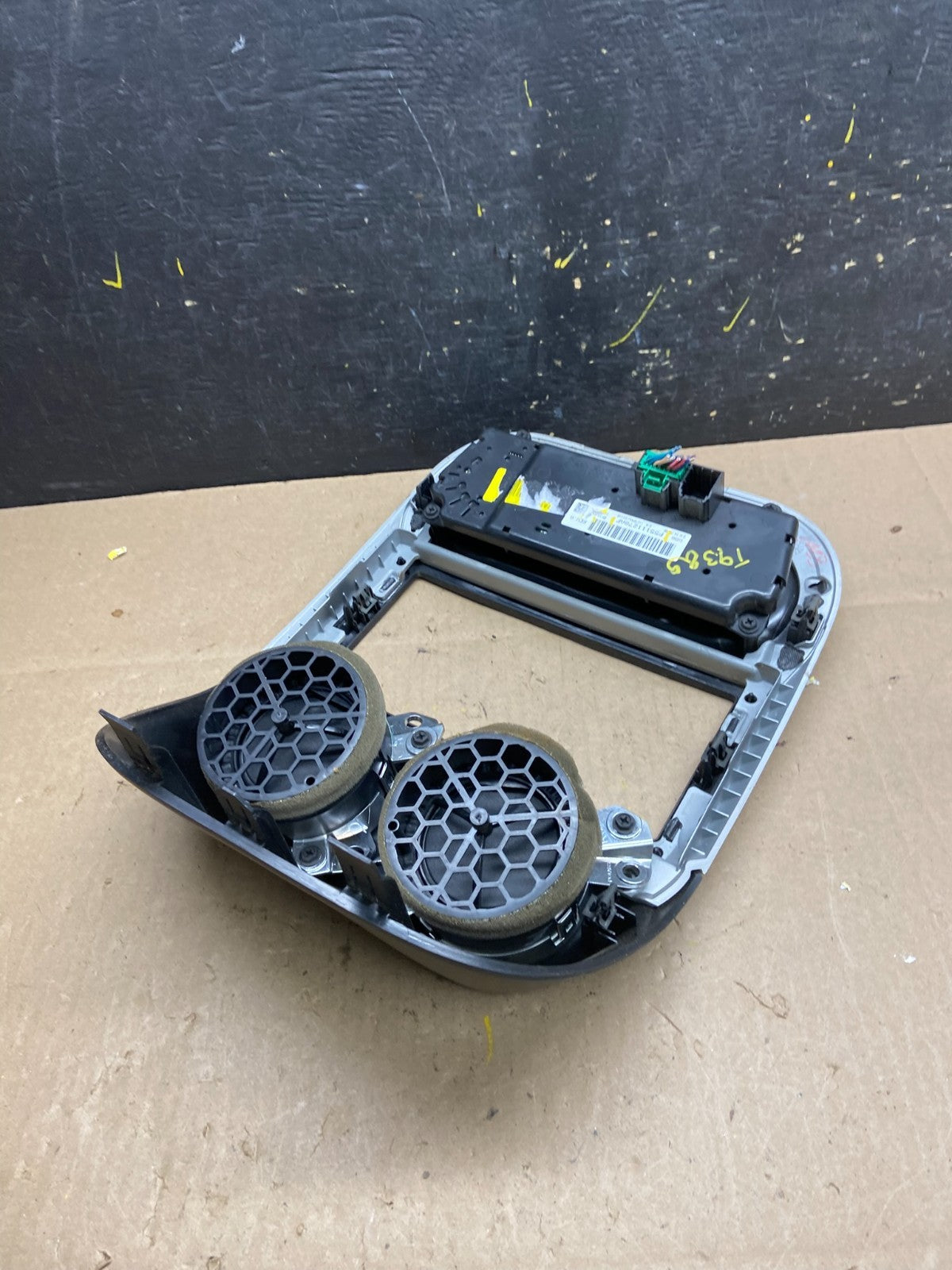 2011 to 2017 Jeep Compass Dash Climate Temperature Control Radio Bezel T9386 DG4