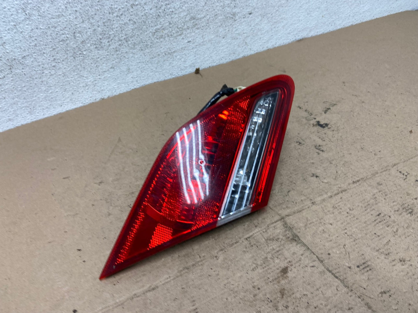 2005-2010 Toyota Avalon Left Driver LH Side Tail Light Inner AF4933 LK2