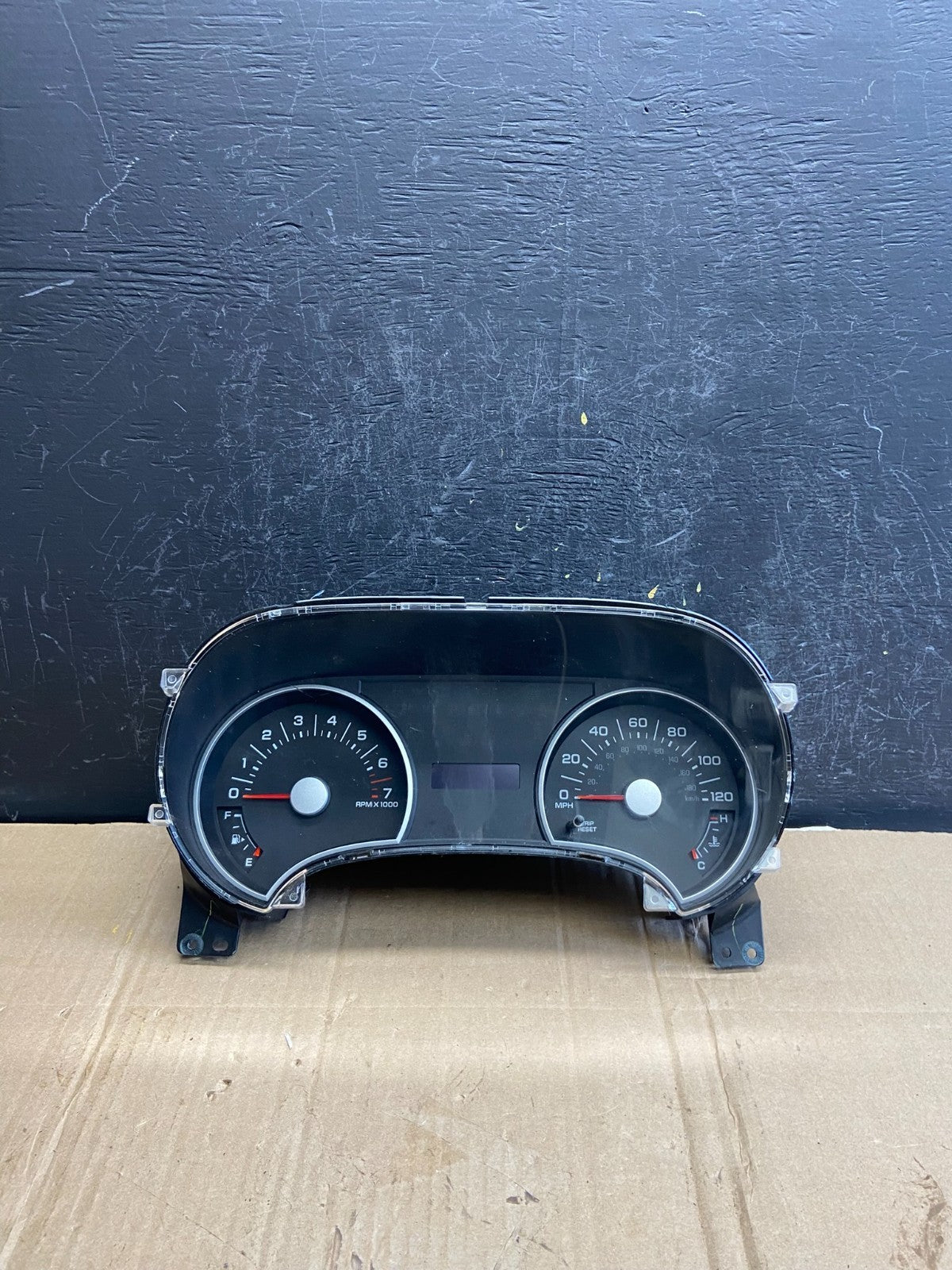 2006 2007 Ford Explorer Speedometer Cluster Gauge AD7161 DG0