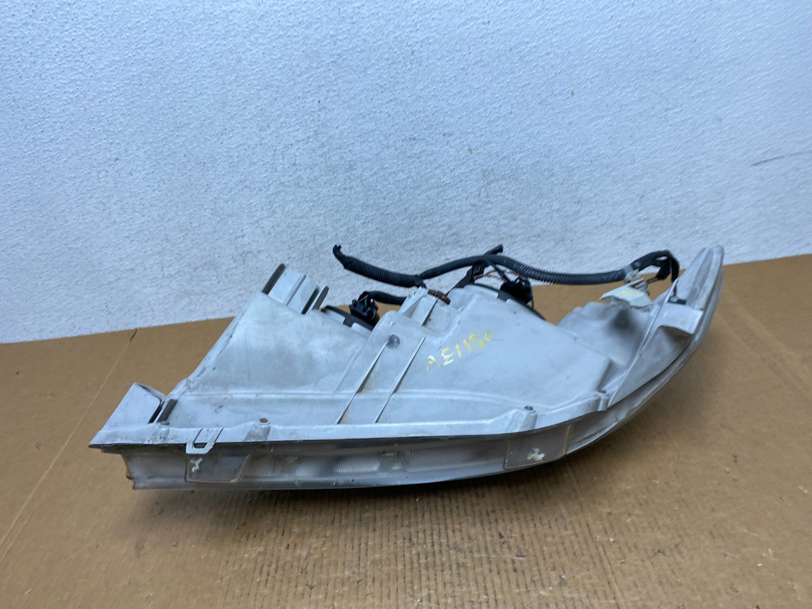 2007 - 2009 Toyota Camry Halogen Right Passenger Headlight AE1180 DW8