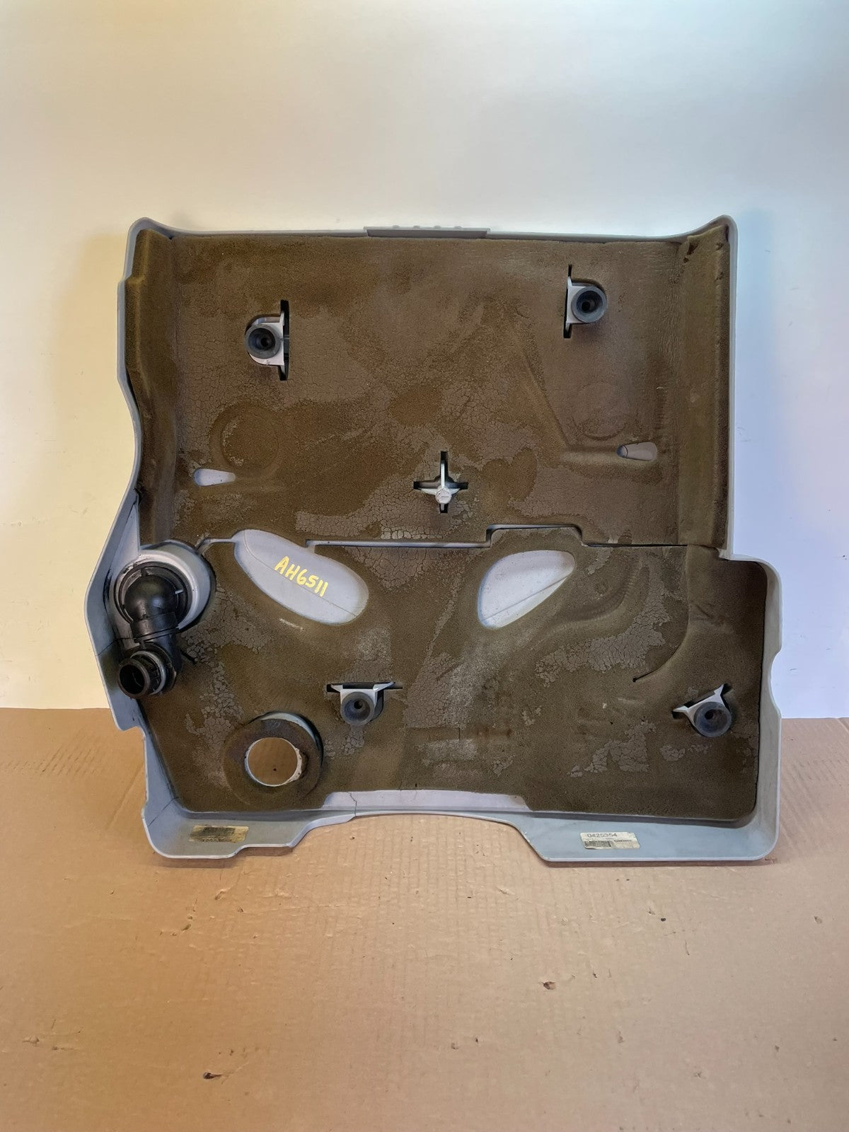 2004 to 2007 Cadillac CTS 3.6L Plastic Engine Cover Shield ah6511 DG3