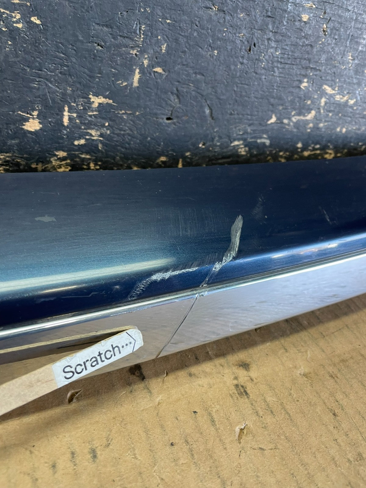 2008 to 2012 Land Rover LR2 Rear Tail Gate Camera Molding AA59433