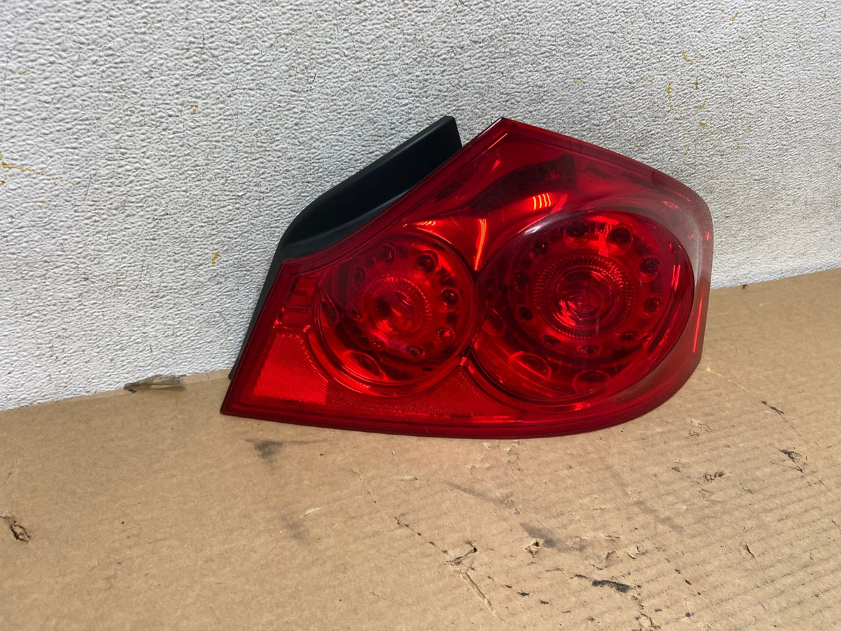2007 to 2013 Infiniti G35 G37 Sedan Right Passenger Rh Tail Light AH4323 LK1