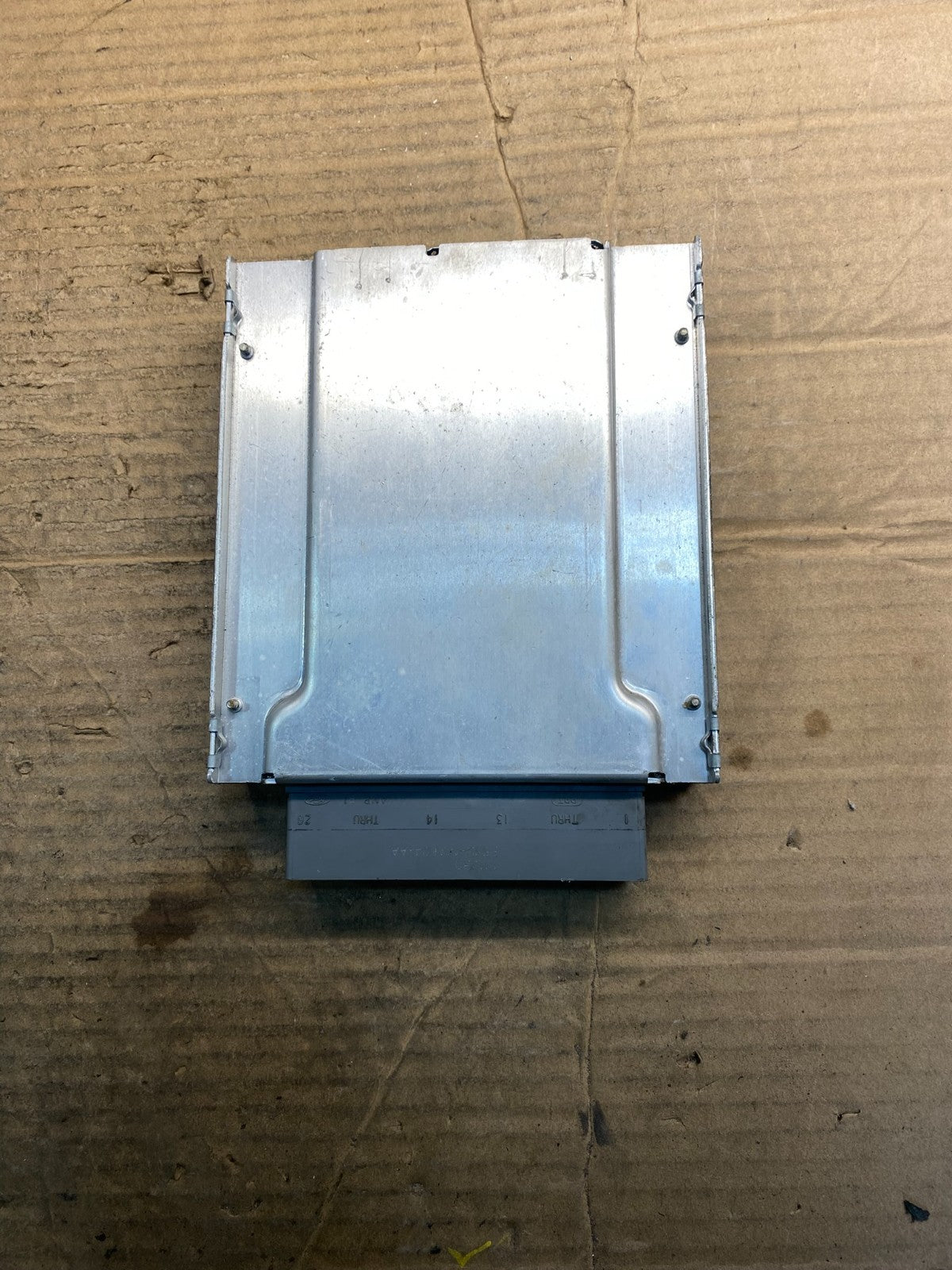 2002 Ford Taurus OEM ECU ECM Engine Control Module 2F1A-12A650-GE aa5810 DG2