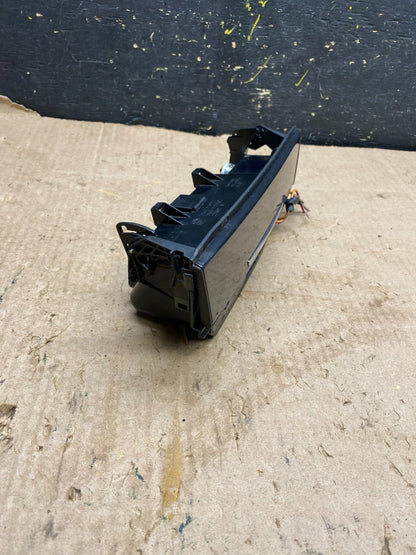 2009 - 2015 BMW 750I - Front Center Console Ashtray z1883 DG2