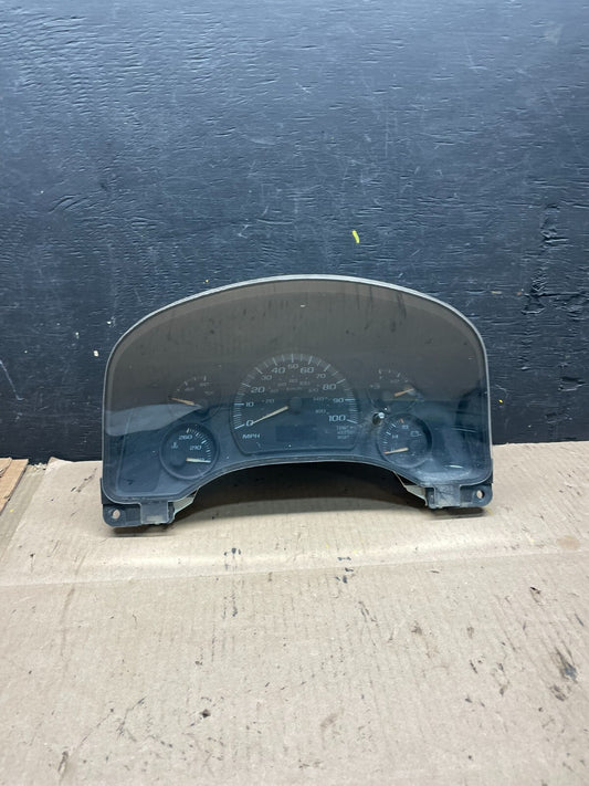 2003 to 2007 Chevrolet Express Speedometer Cluster Gauge L1688 DG0