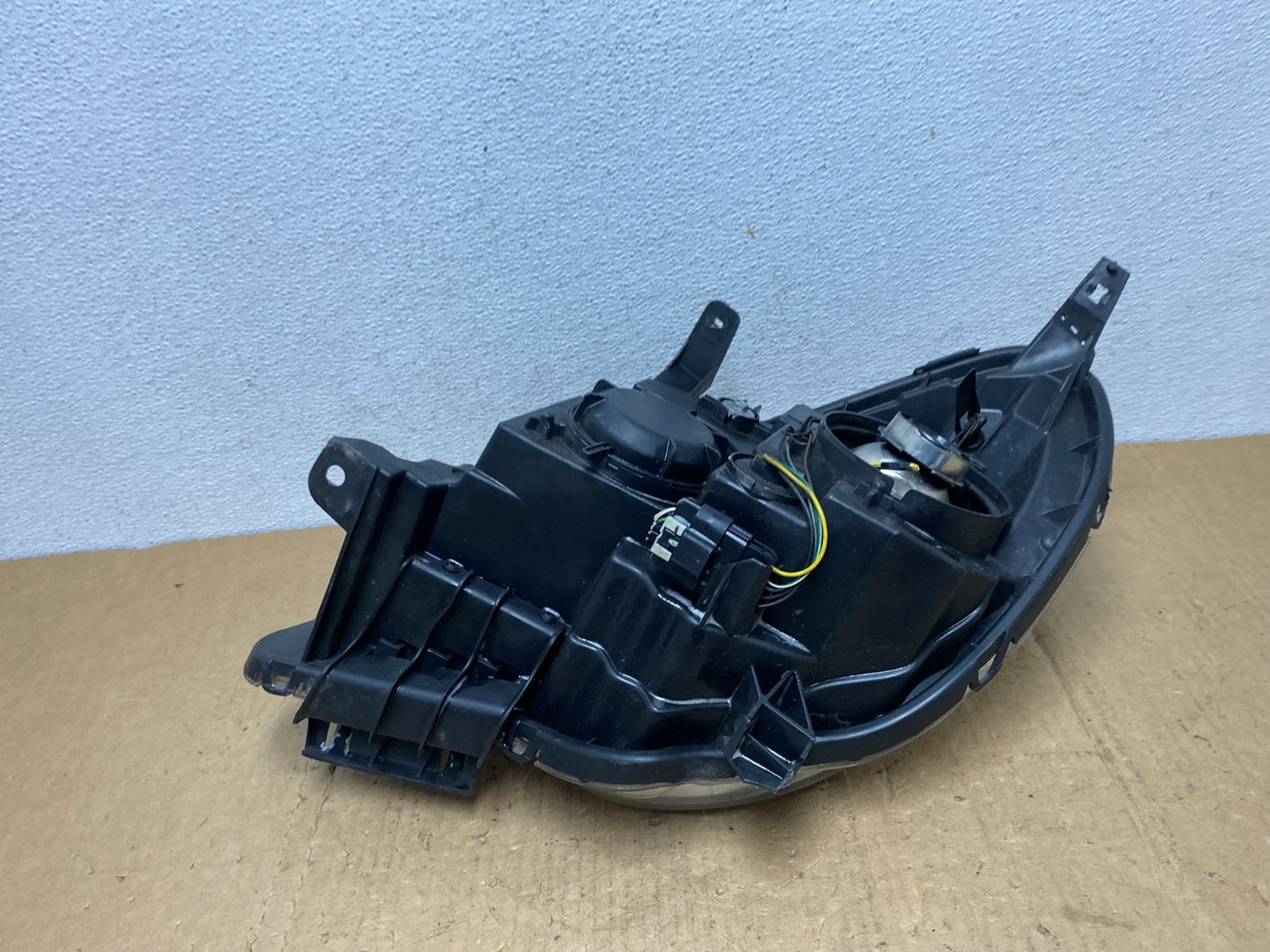 2010-2015 Chevrolet Equinox Right Passenger Halogen Projector Headlight AD14266