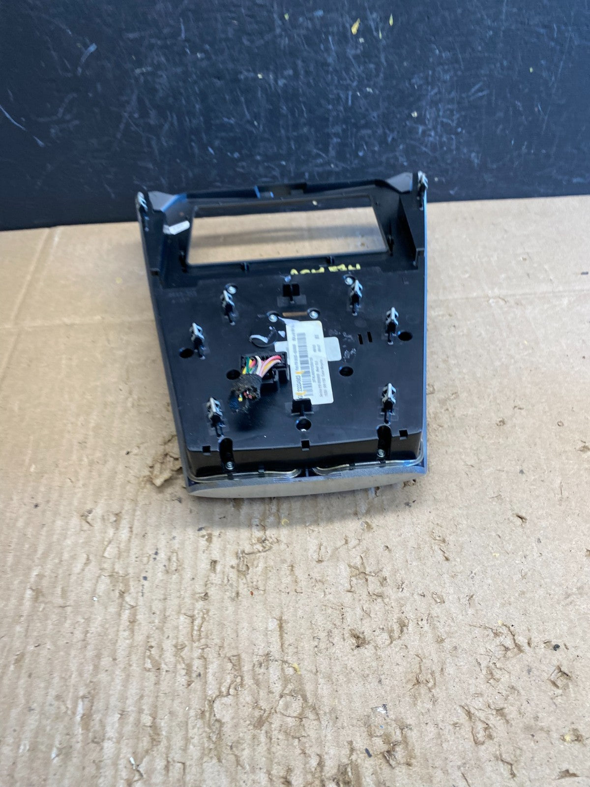 2016-2017 Chevy Equinox Terrain Radio Face Climate Control Panel Bezel AC9207 DG4