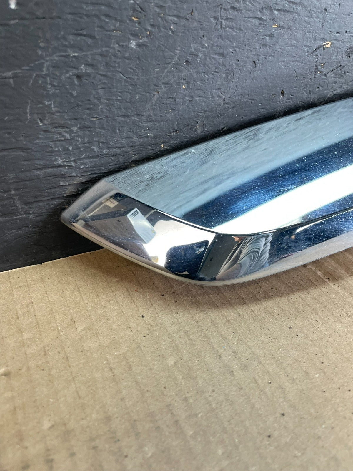 2013 to 2017 Chevrolet Traverse Liftgate Trunk Chrome Molding W/Camera AC19762