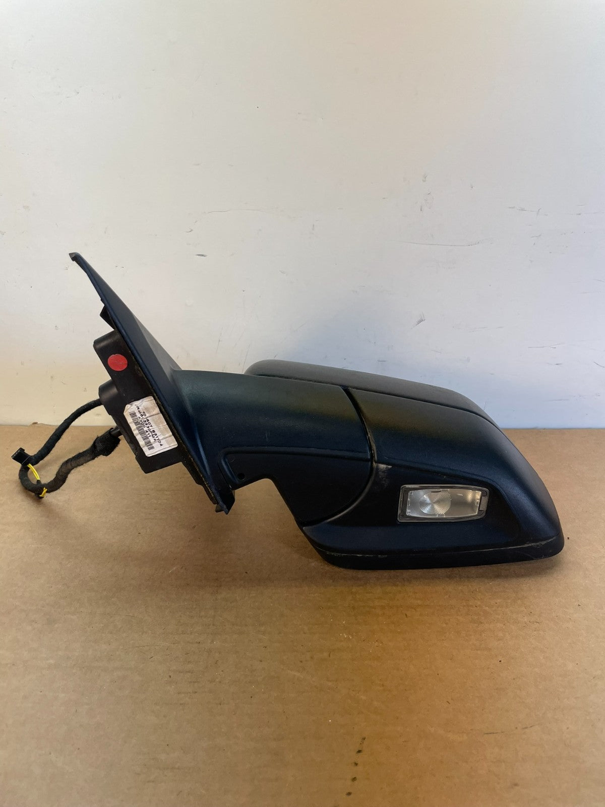 2005 to 2009 Land Rover Range Rover Left Driver View Door Mirror AF8621 DG3