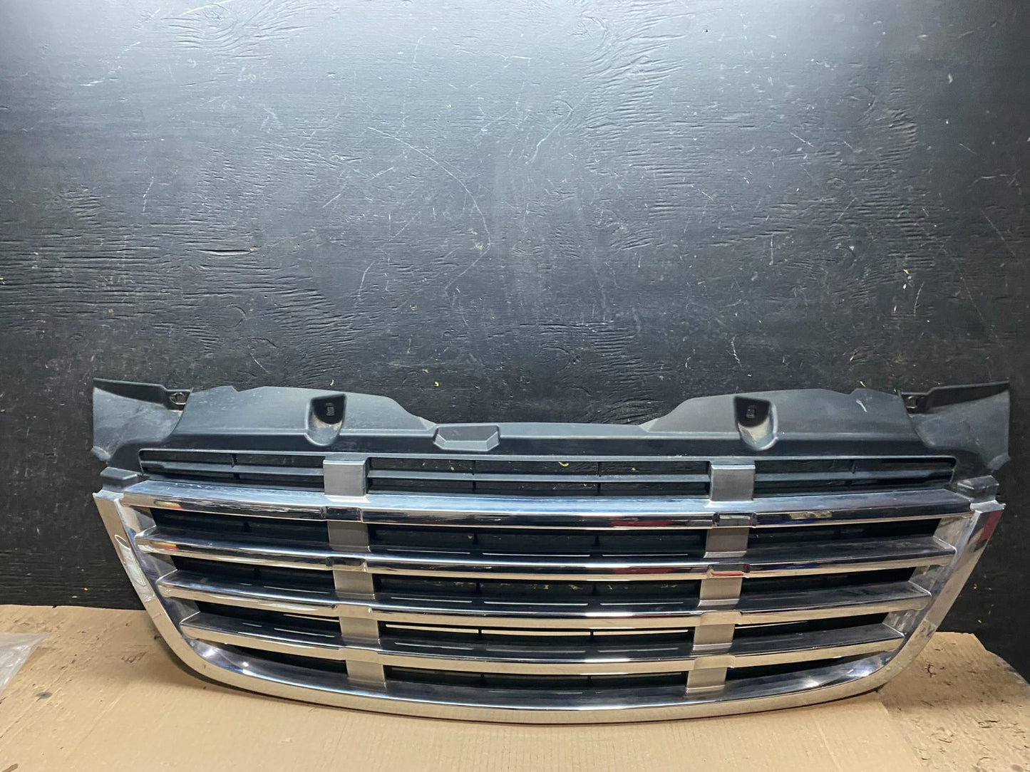 2009 to 2011 Freightliner Sprinter Front Upper Chrome Grill Grille X7587 DG0