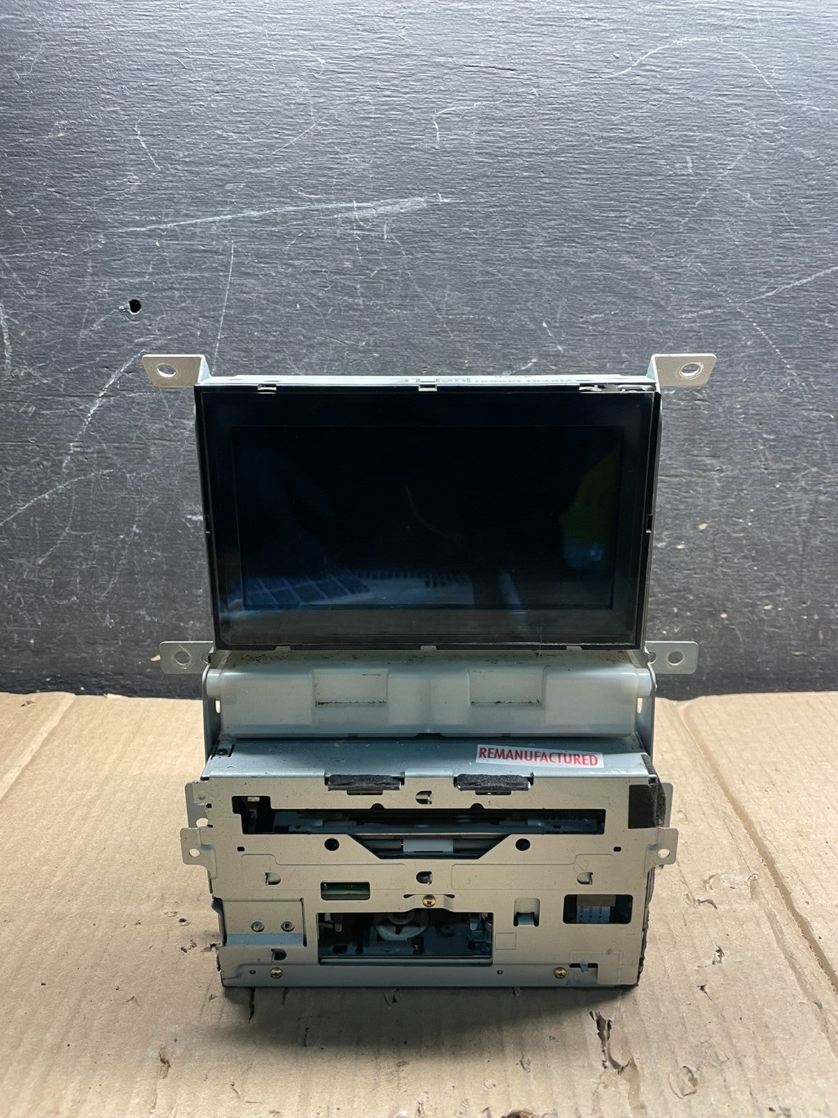 2003-2005 Infiniti FX45 FX35 Radio Stereo Cassette Display Screen X4123 DG0