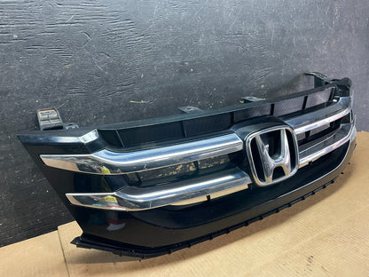 2014 to 2017 Honda Odyssey Front Upper Grille Grill Chrome Oem AA9102 DG1