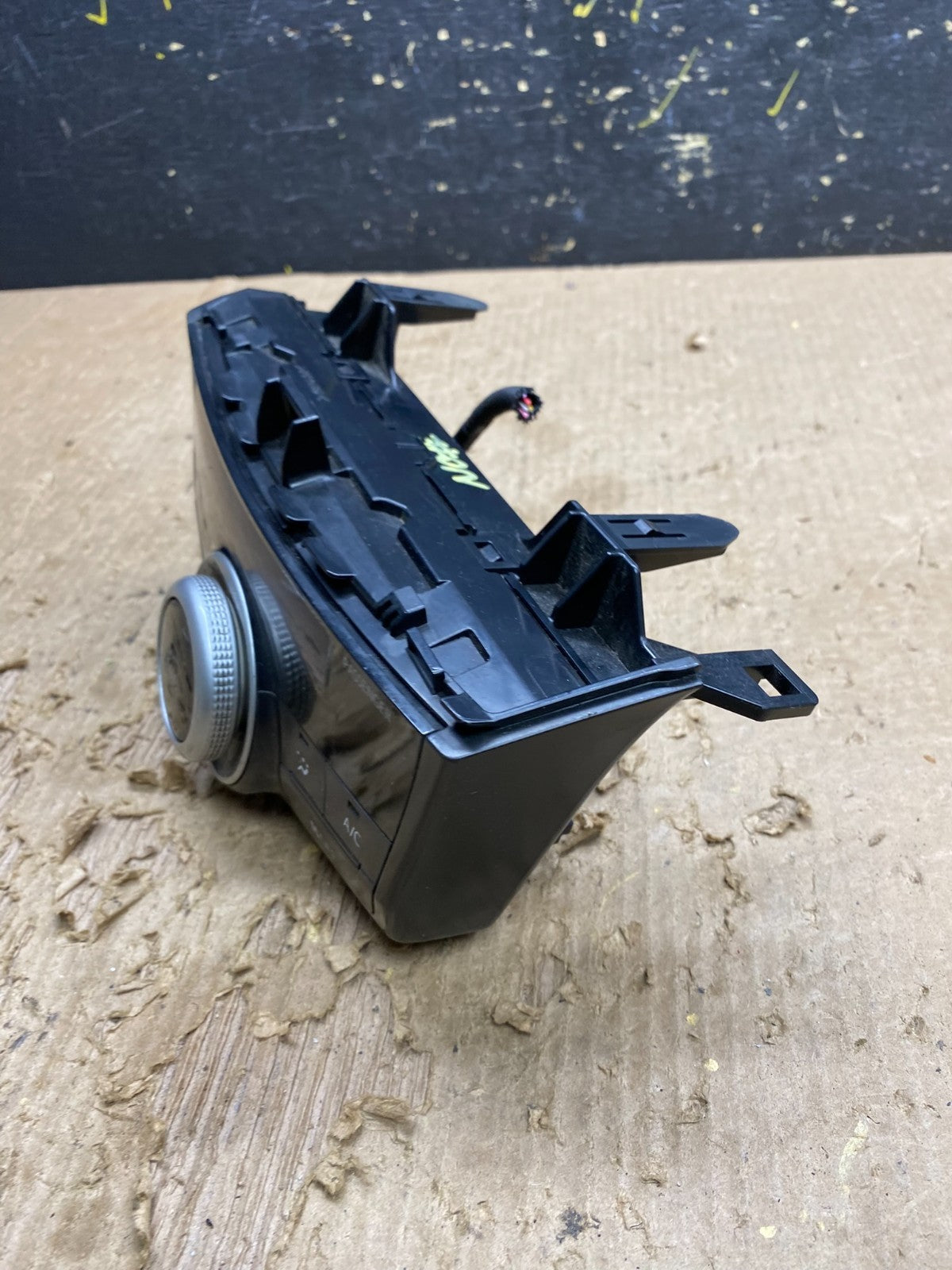 2012 2014 Toyota Prius V Climate Heater A/C AC Control Panel  Oem z9887 DG2