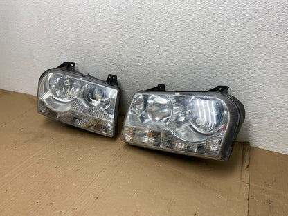 2005 2006 2007 Chrysler 300 Left+Right Halogen Headlights AE9138 DW1