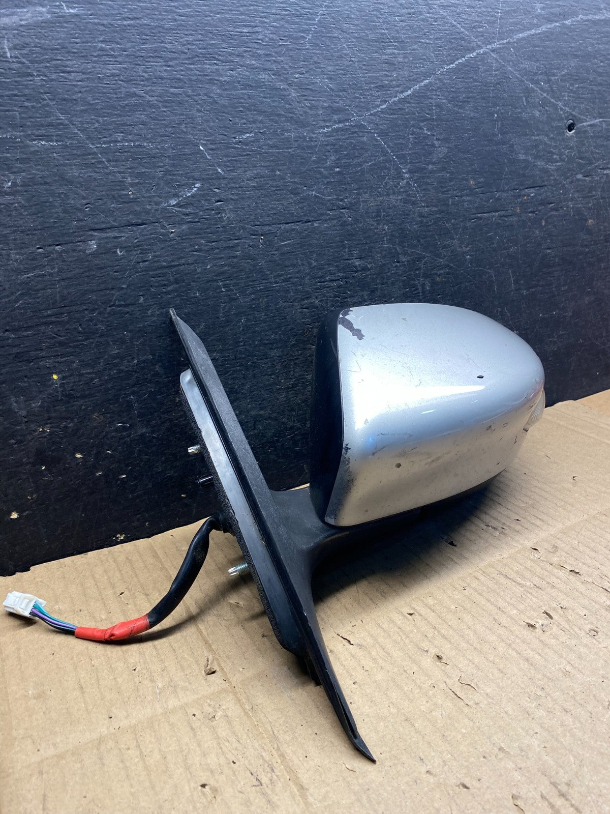 2016 to 2018 Nissan Altima Left Driver LH Turn Signal Door Mirror S2190 DG2