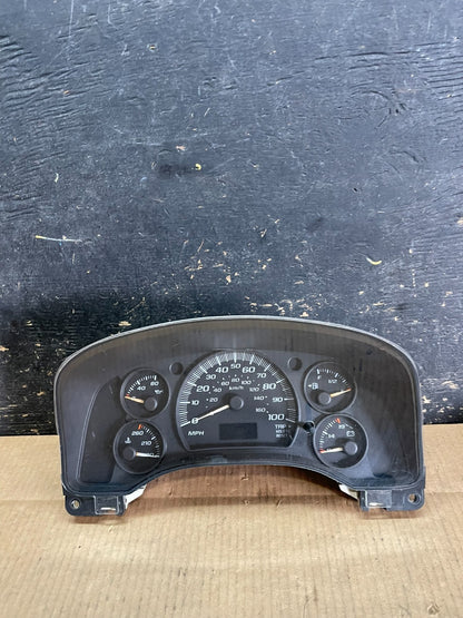 2004 to 2007 Chevrolet Express Speedometer Cluster Gauge OEM  aa9264 DG0