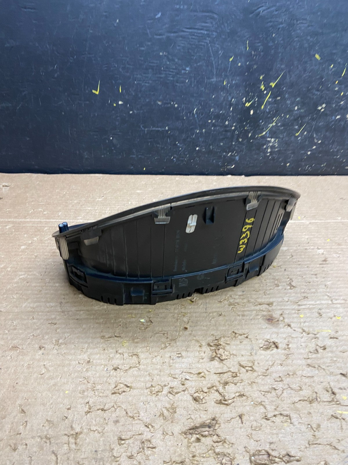 2003 to 2006 Sprinter 2500 3500 Instrument Speedometer Gauge Cluster W3396 DG3