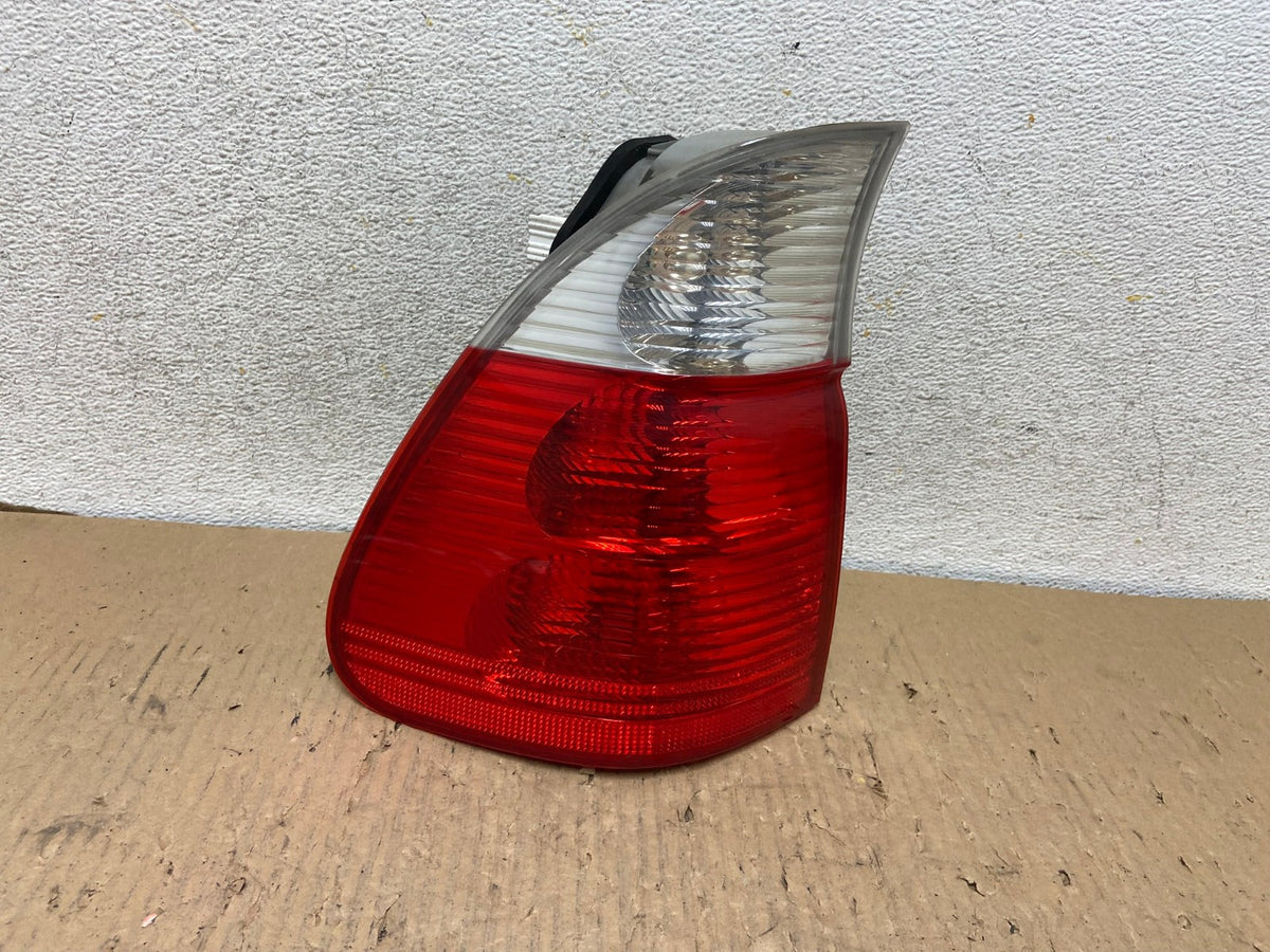 2004 2005 2006 BMW E53 X5 Left Driver Lh Side Tail Light AH2972 LK0