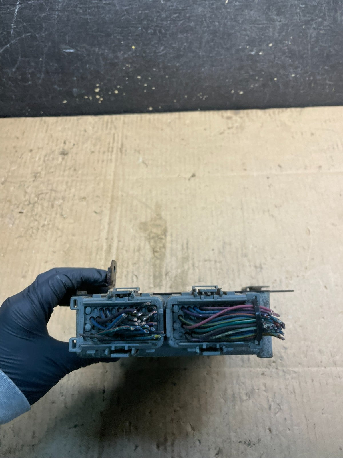 2003 Dodge Caravan Engine Control Unit Module ECM ECU w7163 DG1