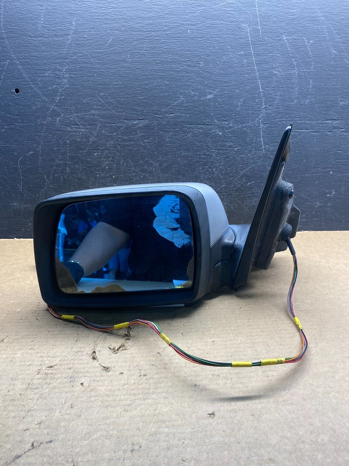 2000 to 2006 BMW X5 Left Driver LH Side View Door Mirror AD9927 DW9