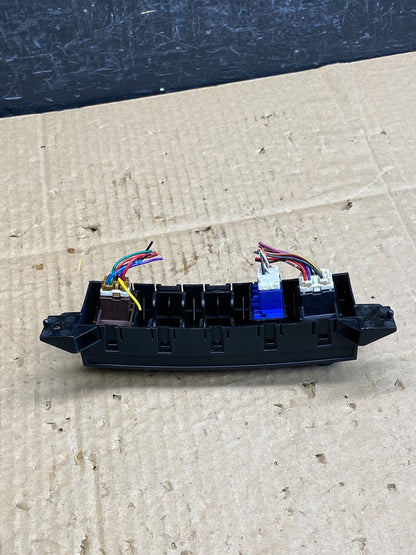 2006-2010 Infiniti M35 M45 Seat Heater Switches Center Switch Panel AC9575 DG3