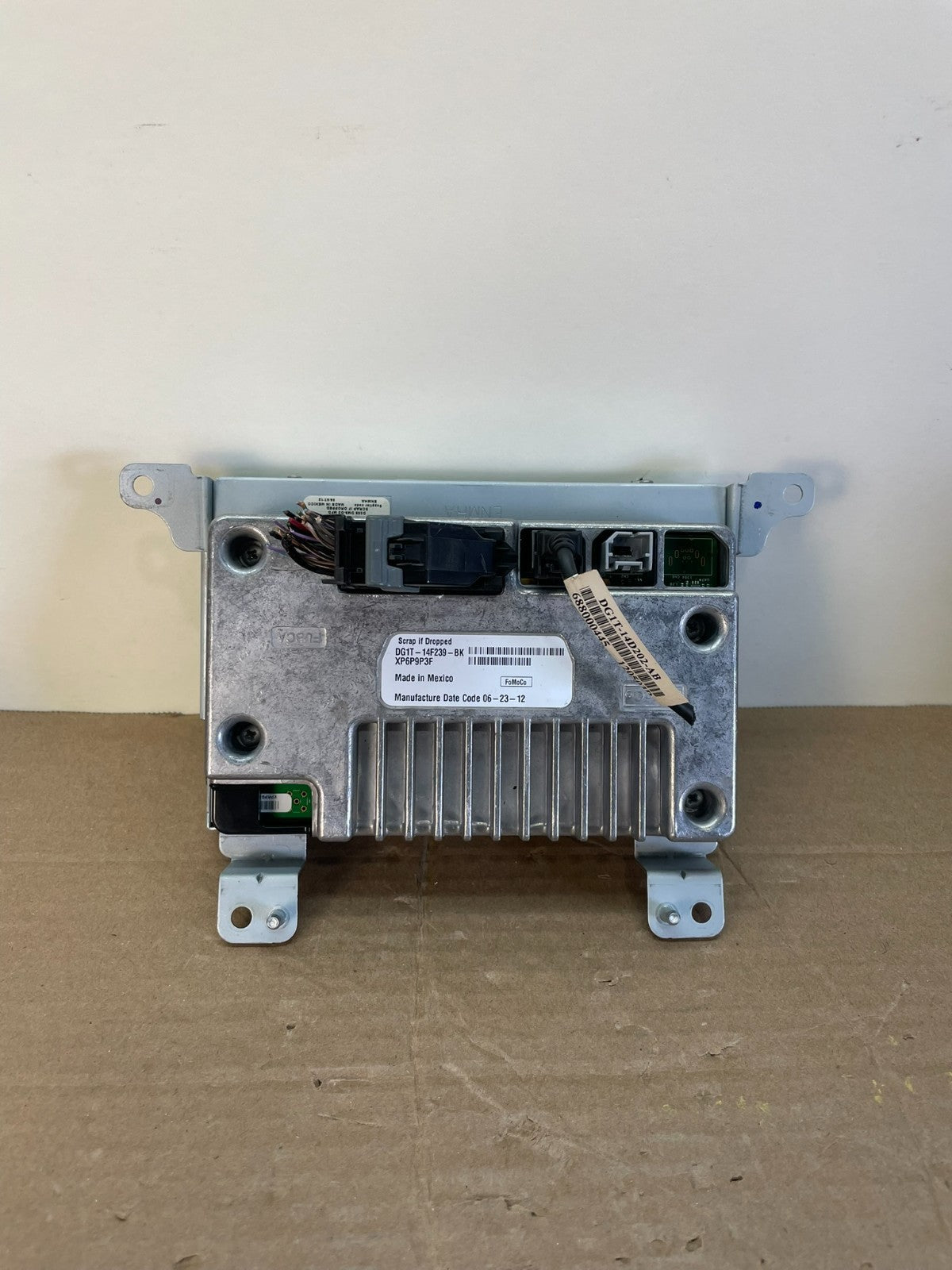 2013 to 2016 Ford Taurus 4.2" Radio Navigation Screen Module AI0550 DG7
