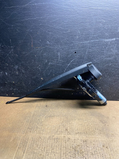 2008-2016 Volvo V70 XC60 XC70 Tailgate Back Door Rear Wiper Motor Wiper Y4611 DG0