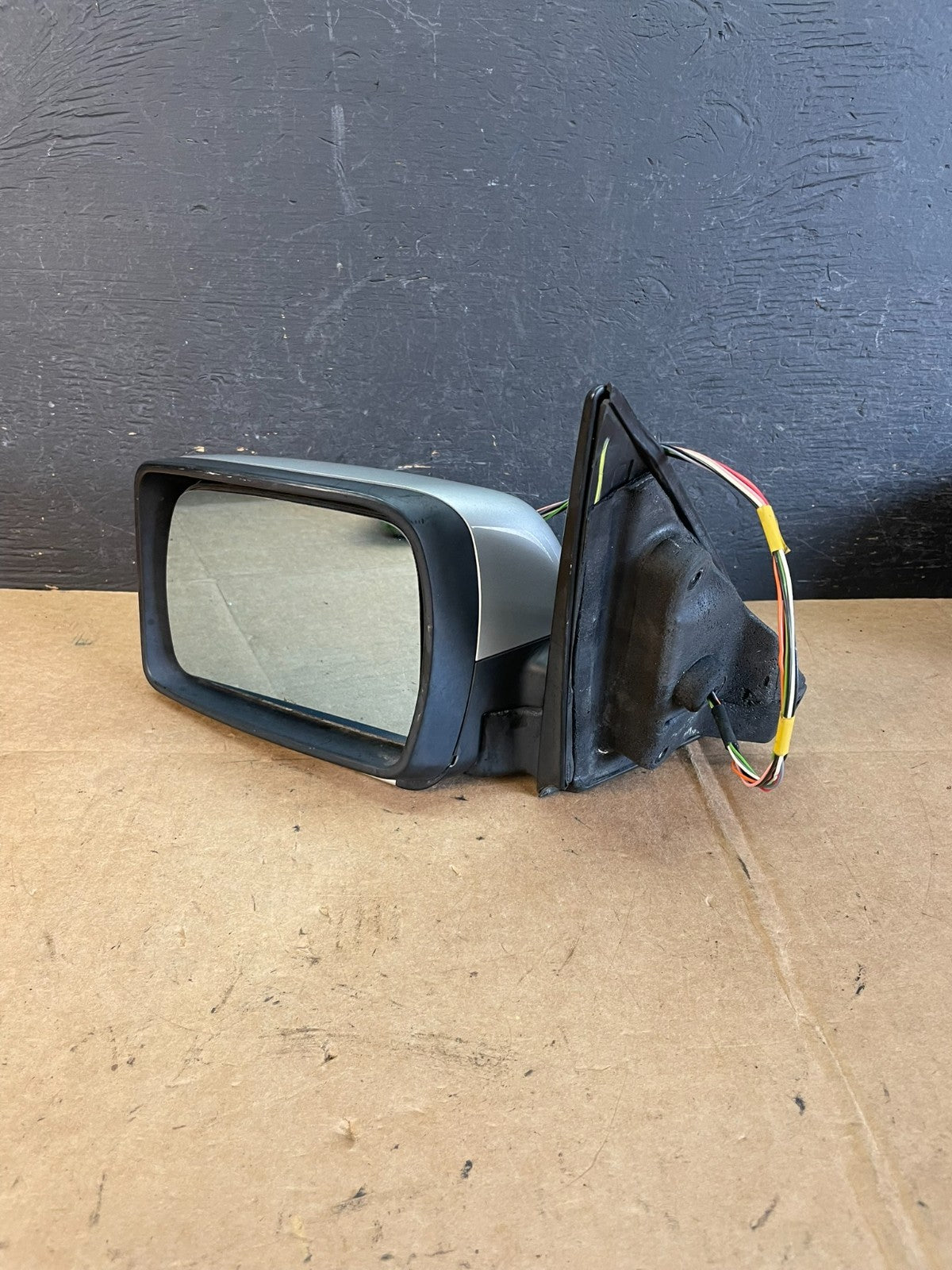 2000 to 2006 BMW X5 Left Driver LH Side View Door Mirror AE1023 DW2