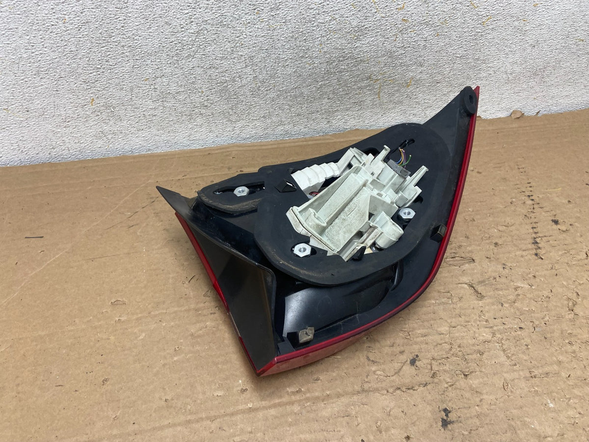 2011 to 2017 Volvo S60 Right Passenger RH Side Tail Light AH9234 DW3