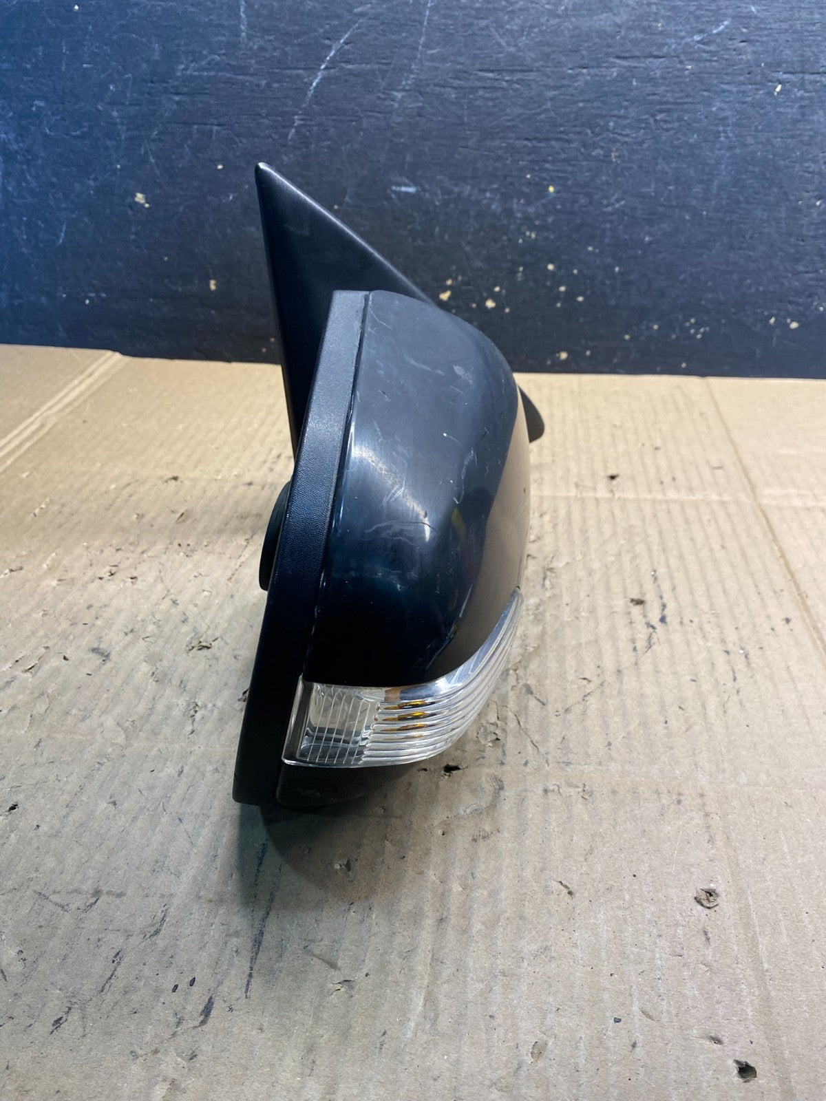 2010 to 2013 Kia Forte Sedan Right View Turn Signal Mirror OEM AB0719 MS10