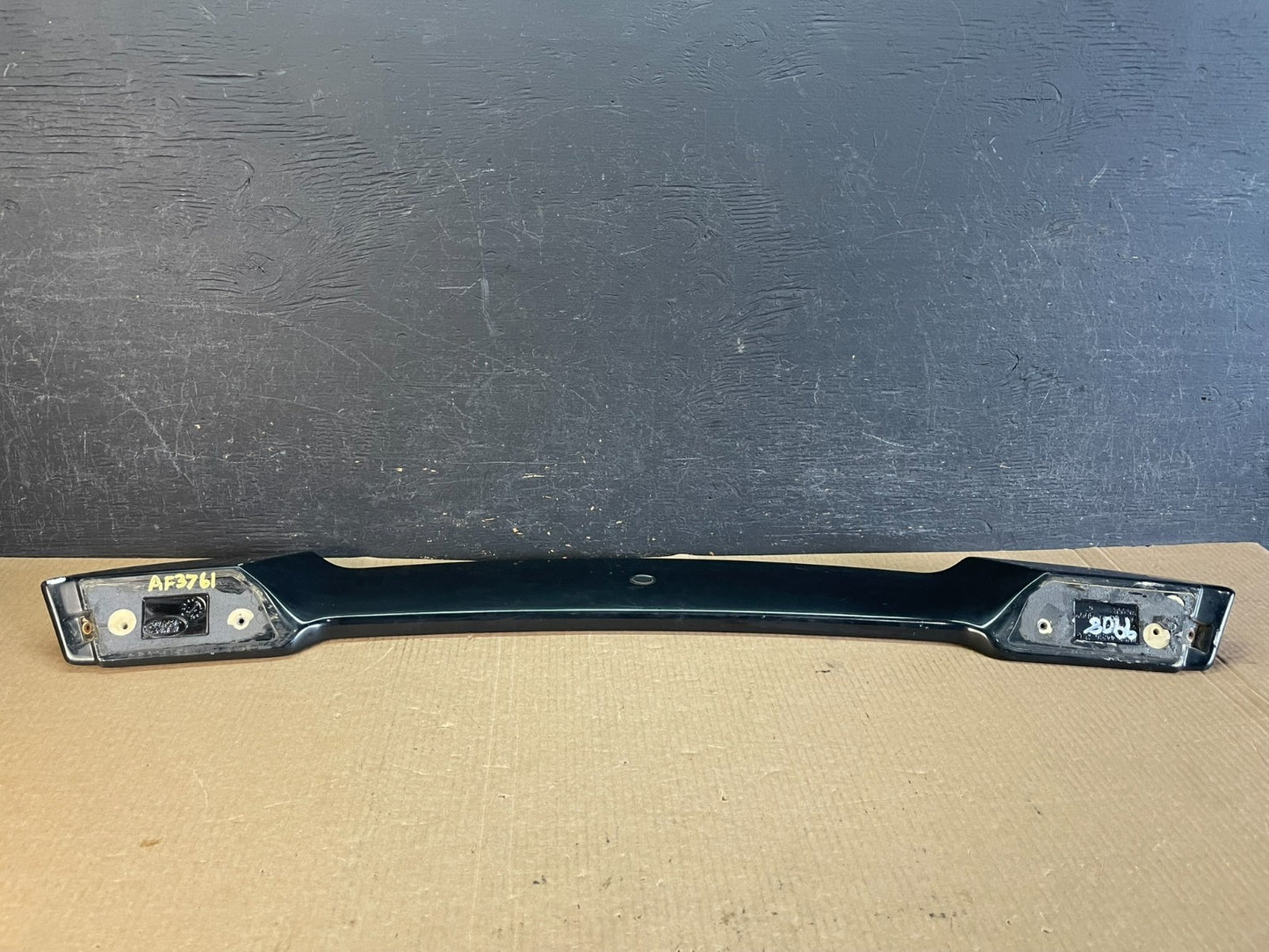 2008 to 2014 Land Rover LR2 Rear Trunk Tail Light Lift Gate Spoiler af3761 DG6
