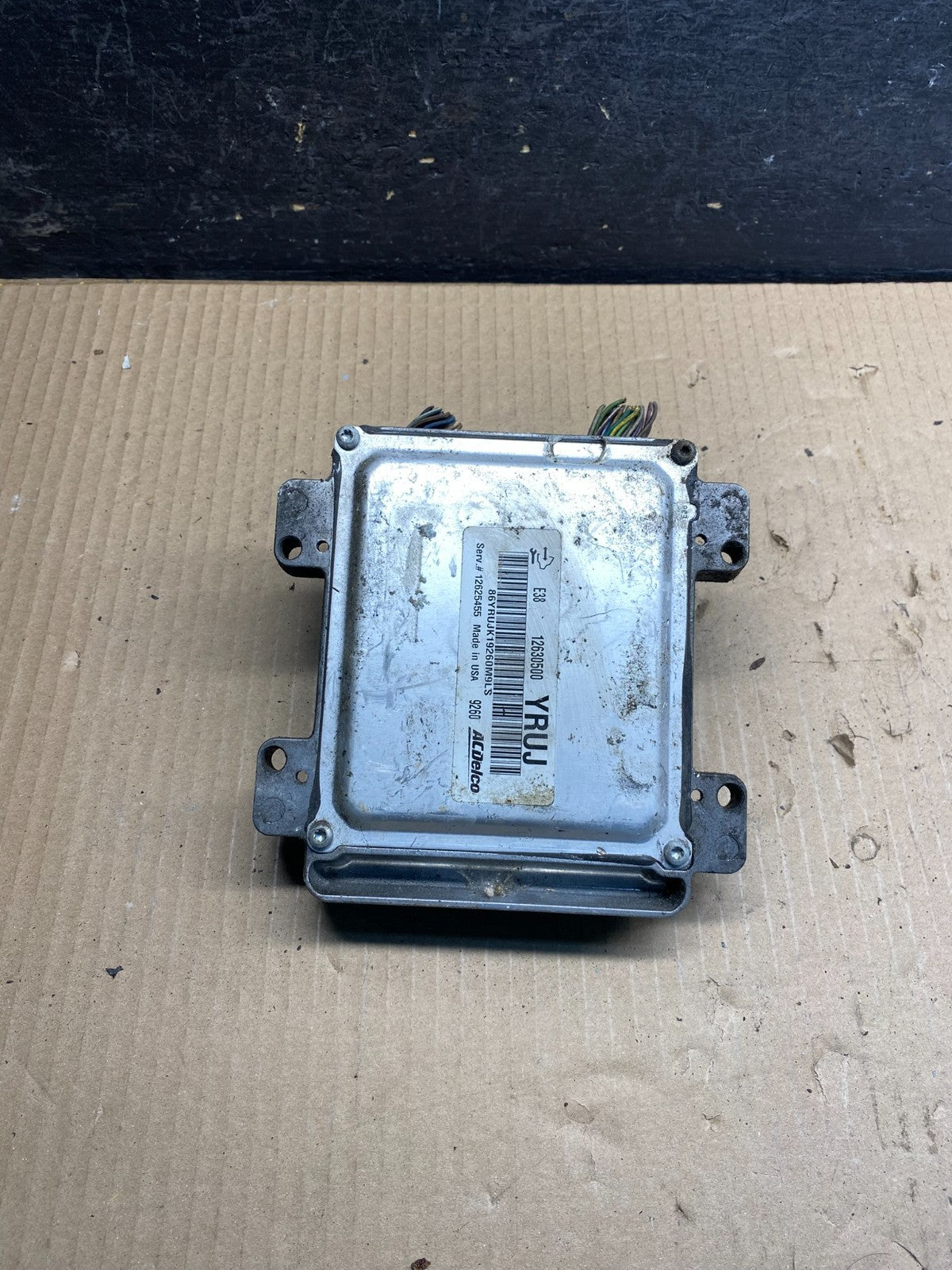 2009 Chevrolet Silverado Engine Control Module ECM ECU AH7392 DG1