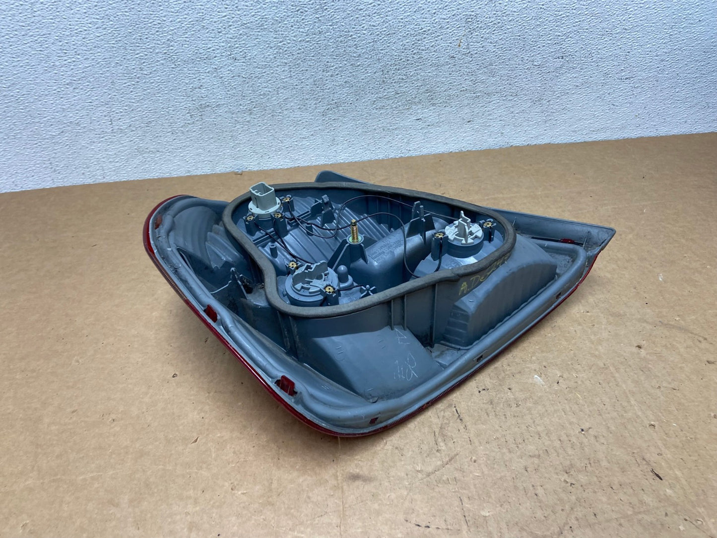 2000 to 2002 Toyota Echo Right Passenger RH Side Tail Light AD6247 LK7
