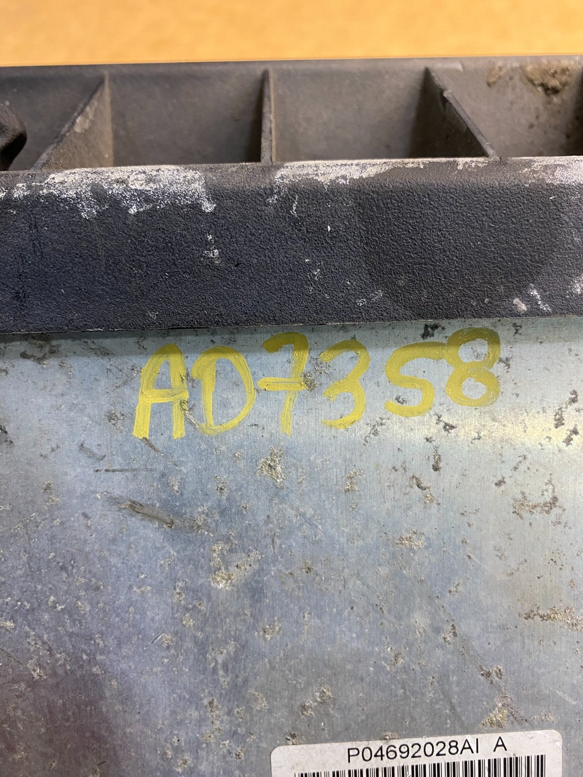 2006 2007 Dodge Charger Fuse Box Body Control Module BCM ad7358 DG7