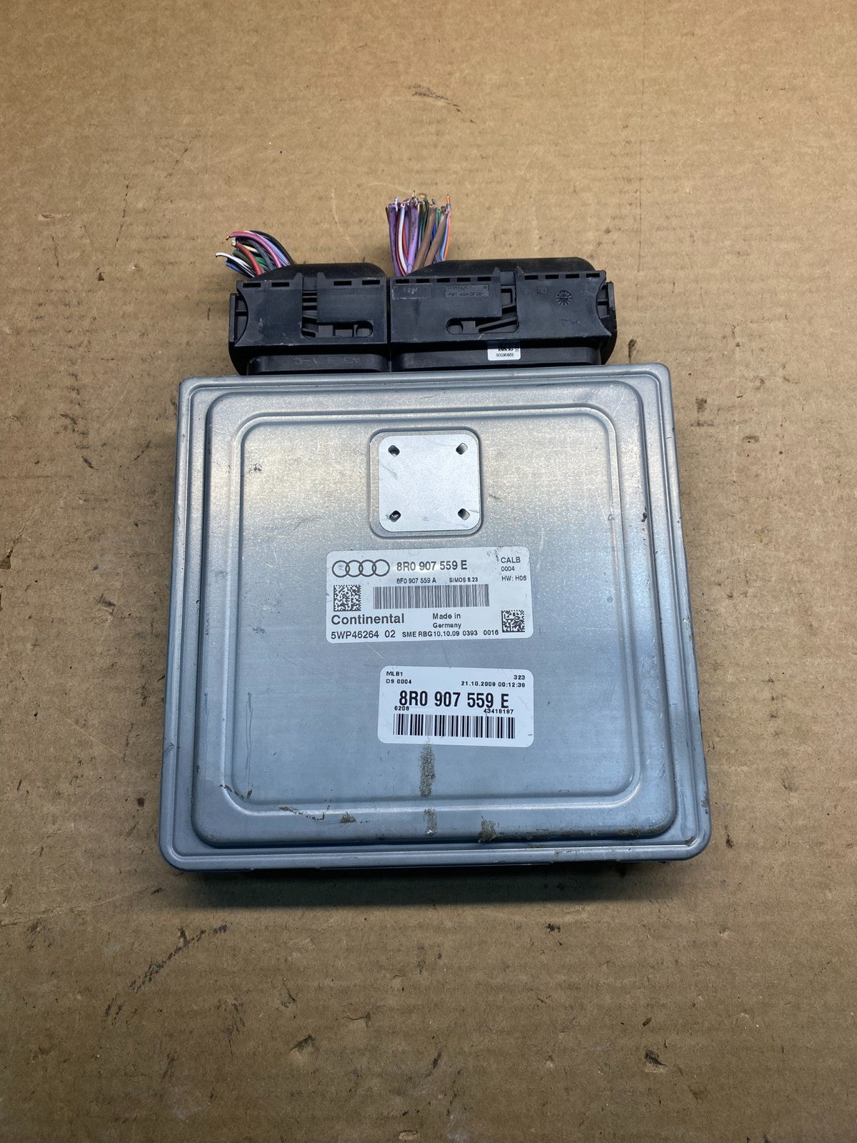 2009 2010 Audi Q5 Engine Control Module Computer ECU ECM PCM 8R0907559E AD99790