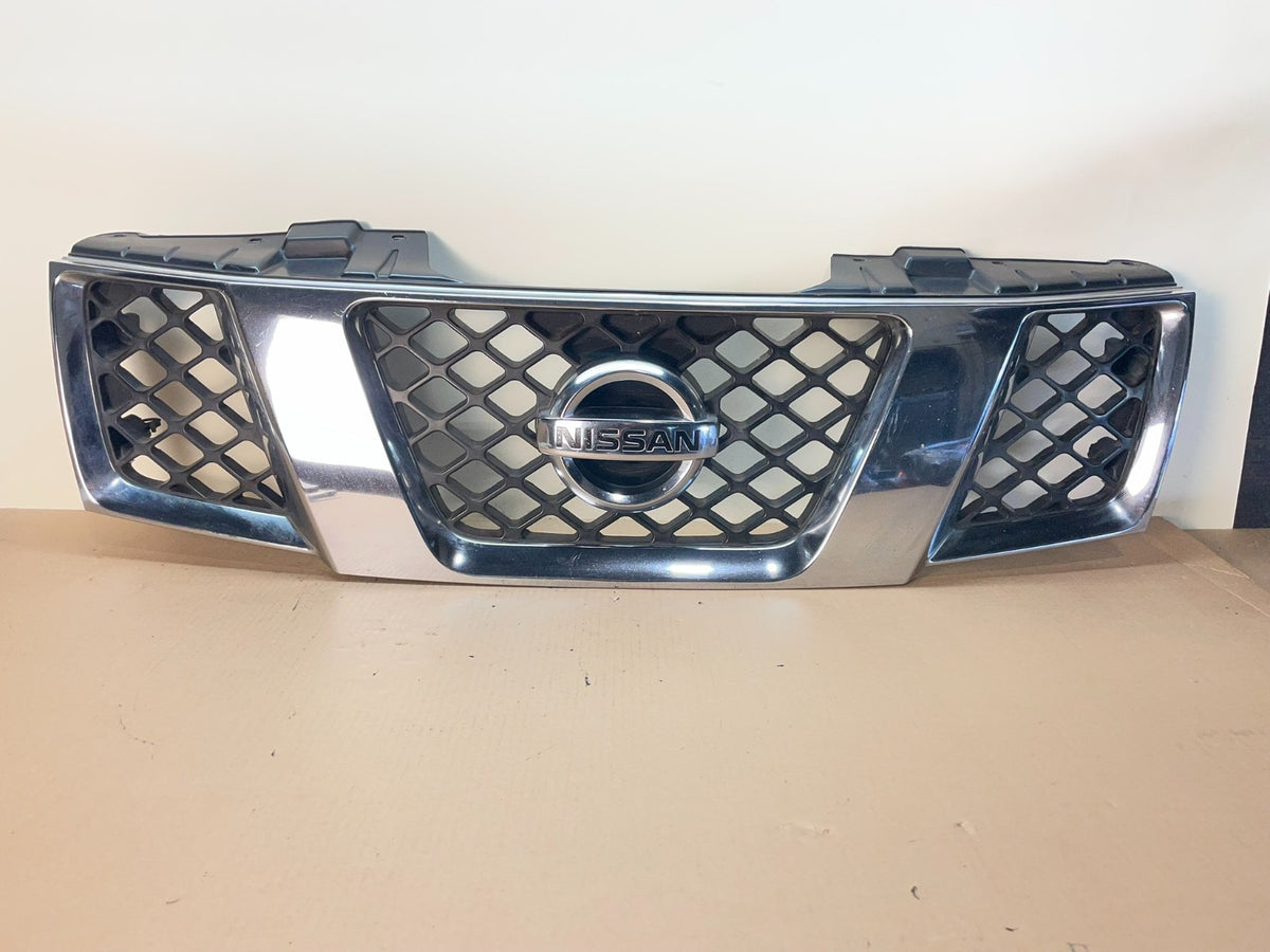 2005-2007 Nissan Pathfinder Chrome Front Upper Grill Grille AI4185 DG0