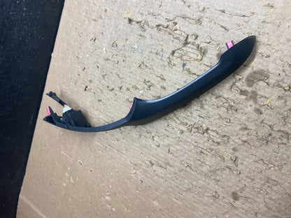 2007- 2011 Toyota Yaris HB Right Passenger Trim Bezel Panel Center Dash T8841 DG1